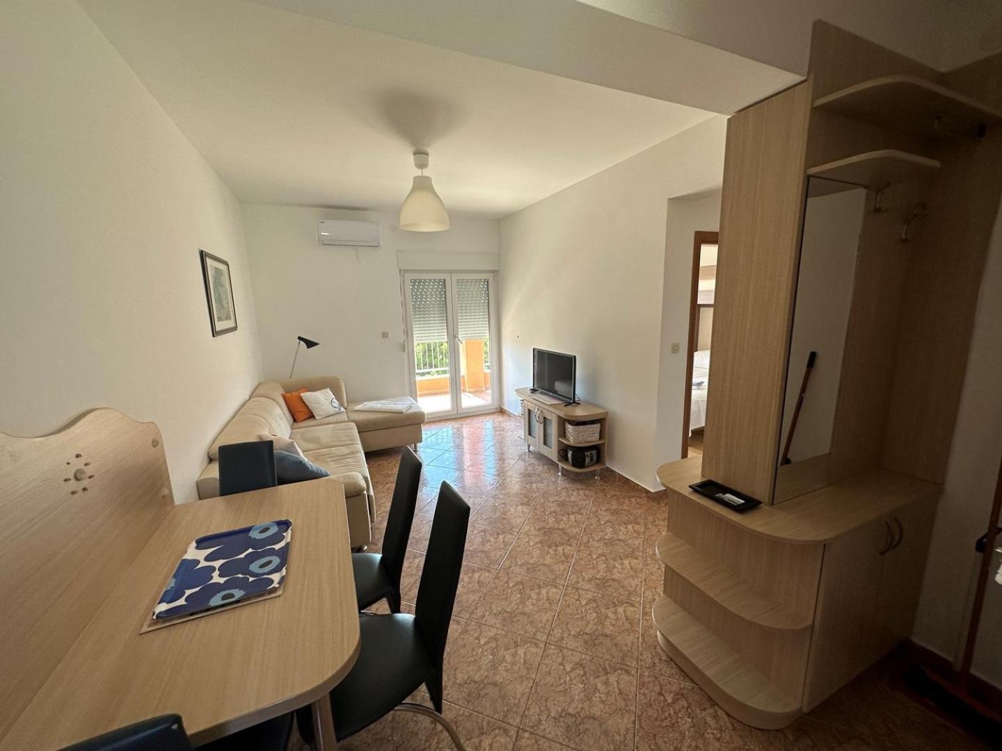 Apartment Visum Примоштен Екстер'єр фото