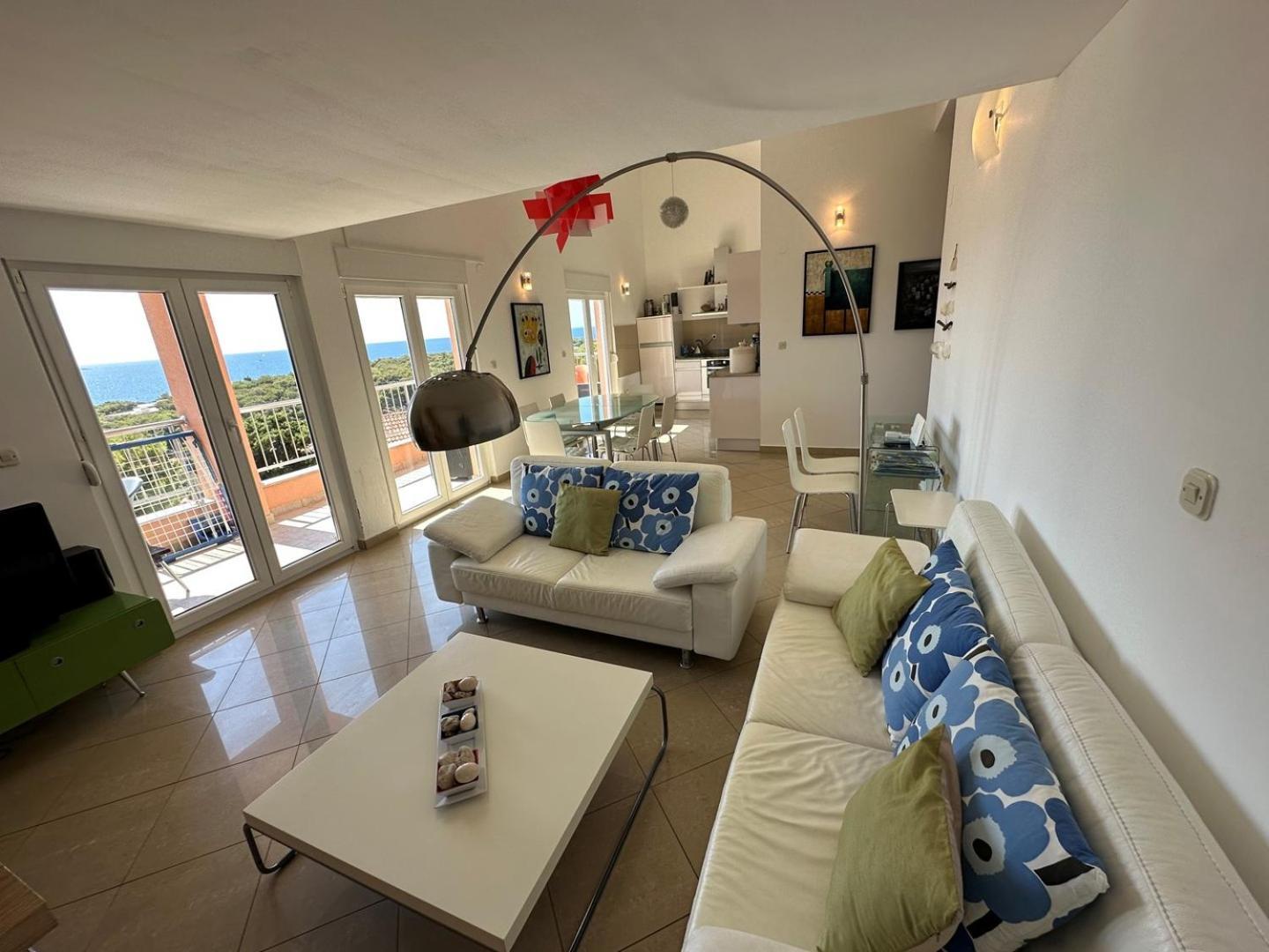 Apartment Visum Примоштен Екстер'єр фото