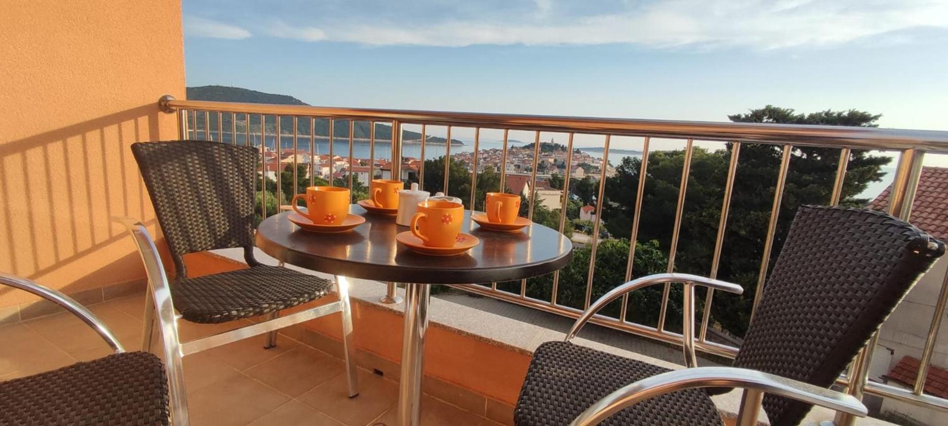 Apartment Visum Примоштен Екстер'єр фото